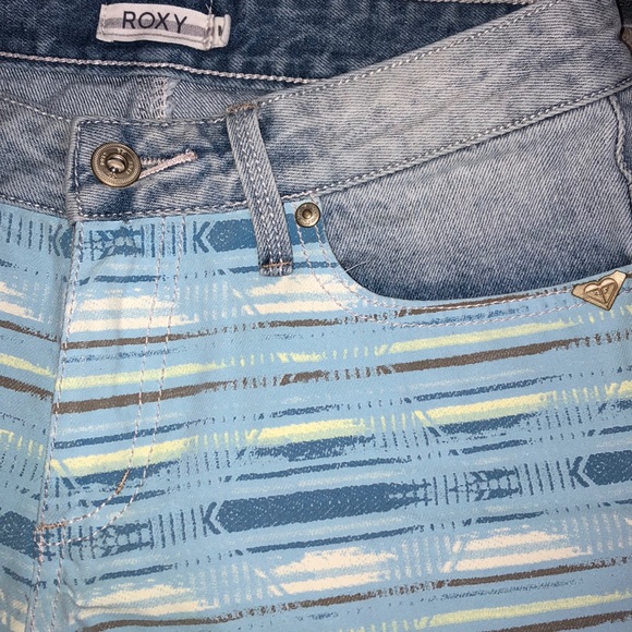 Roxy shorts - Picture 3 of 5